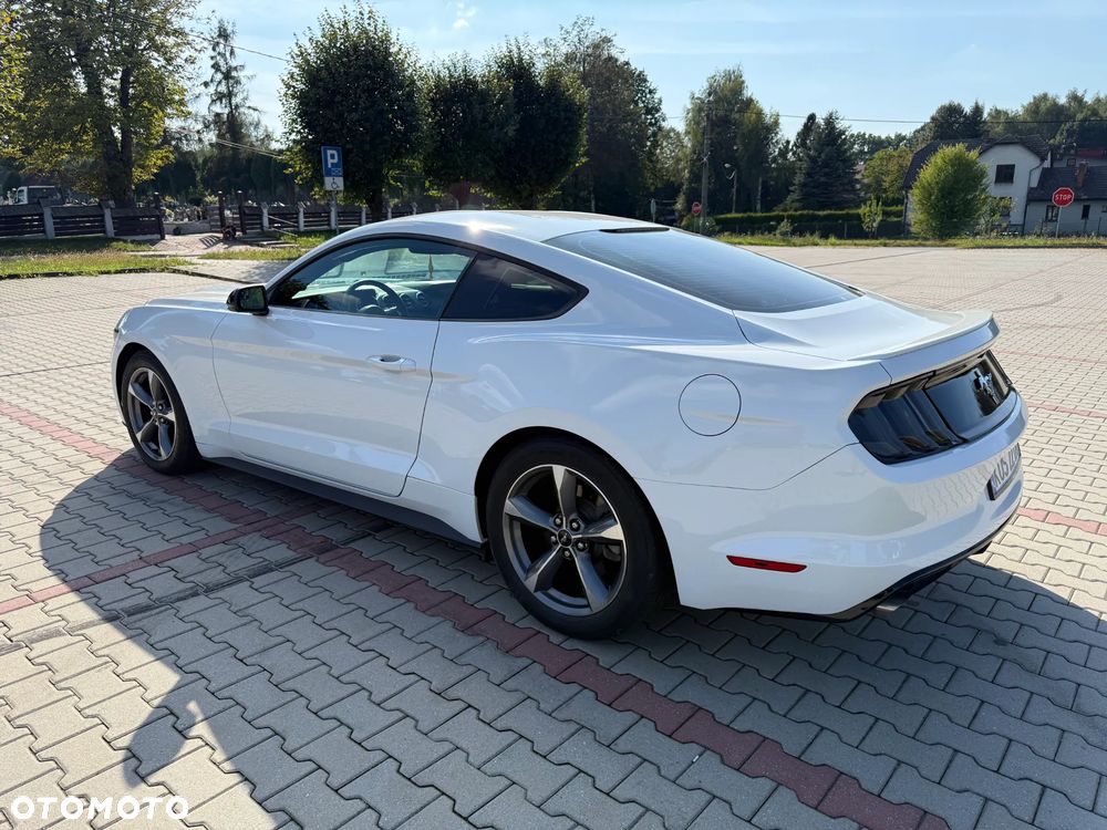 Ford Mustang 3.7 V6 Premium - 1