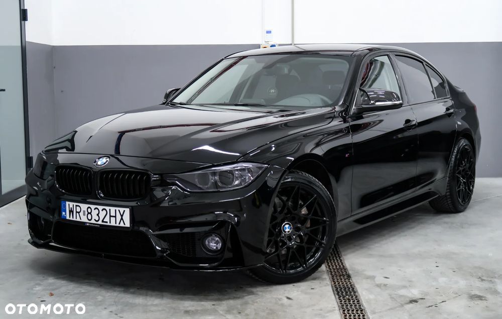 BMW Seria 3 335i xDrive M Sport - 5