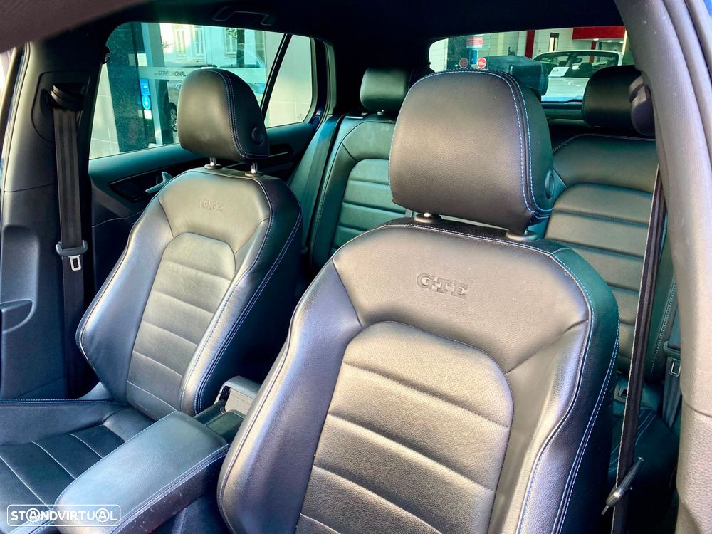 VW Golf 1.4 GTE Plug-In-Hybrid DSG - 13