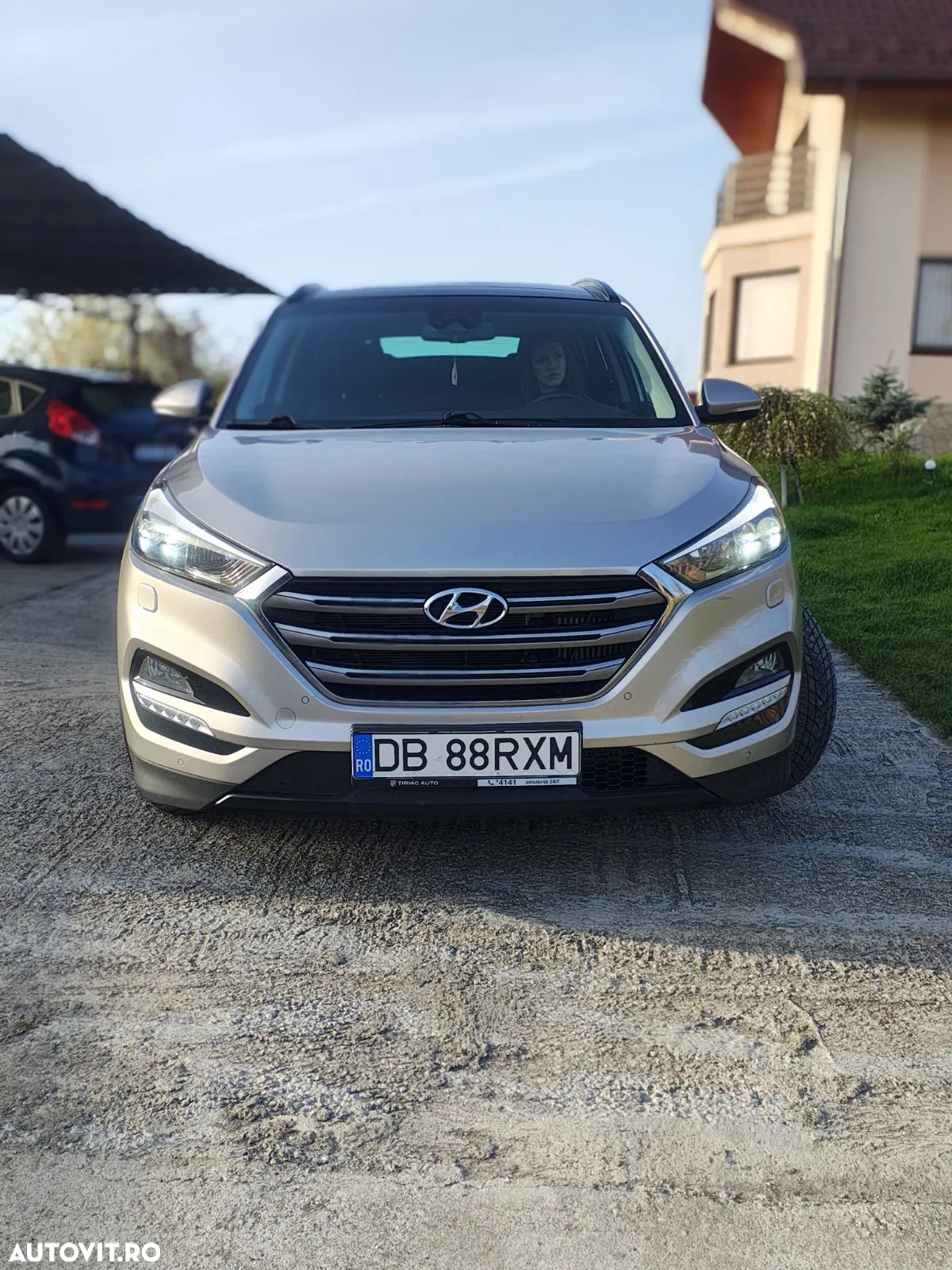 Hyundai Tucson - 2