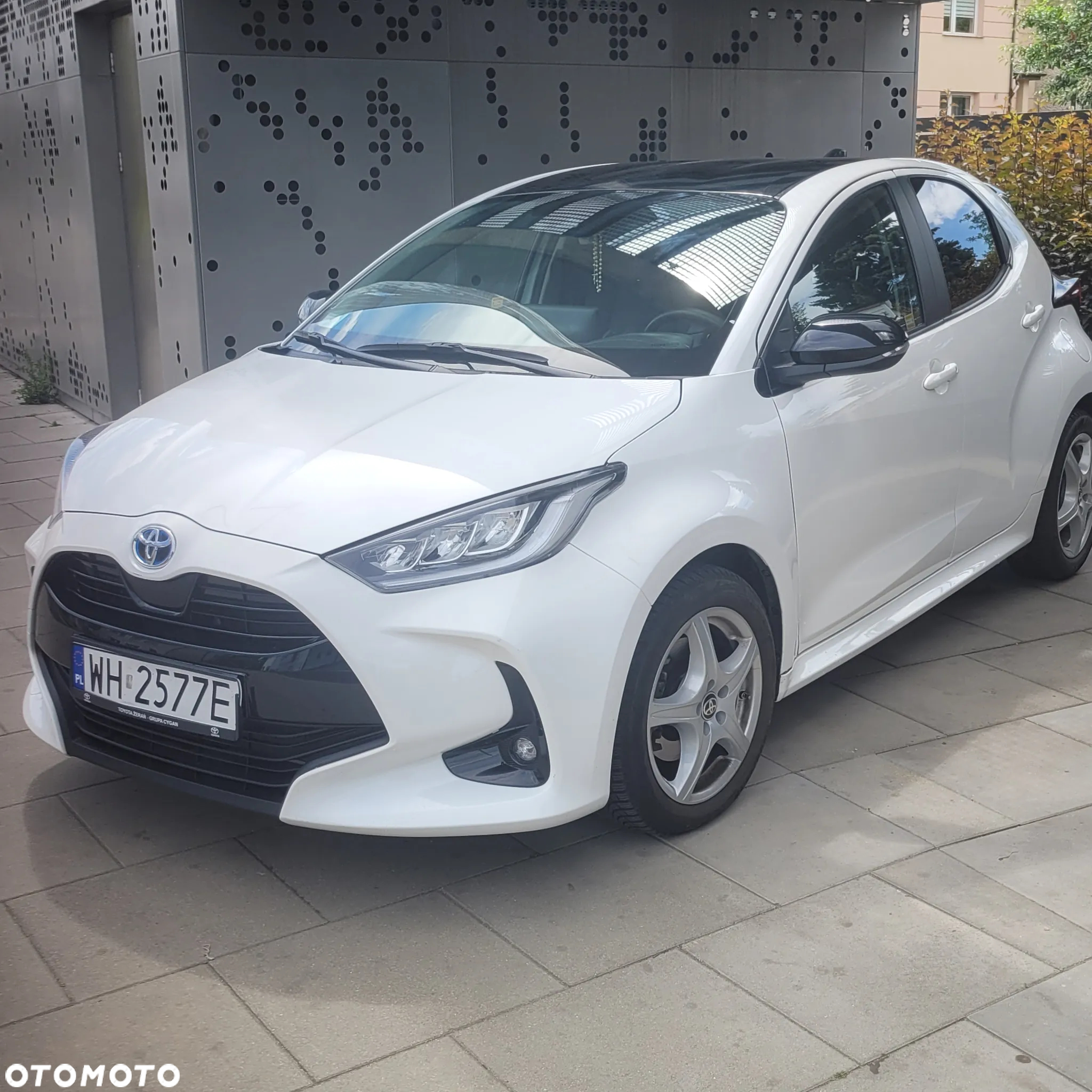Toyota Yaris Hybrid 1.5 Comfort - 3