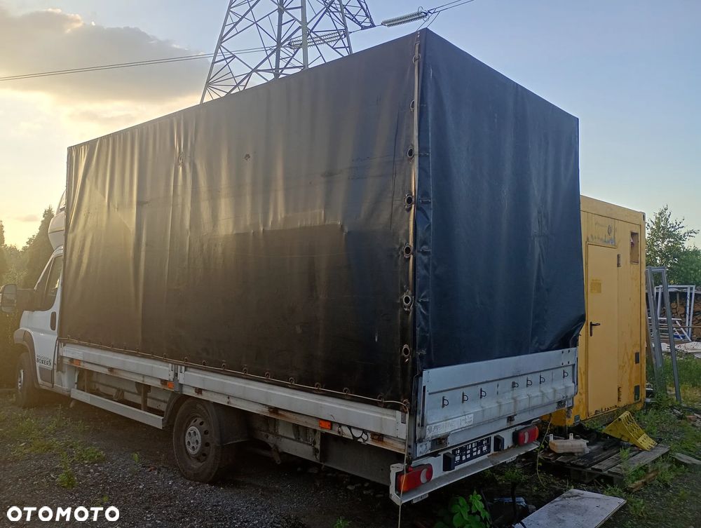 Zabudowa Plandeka Kontener Iveco - 2