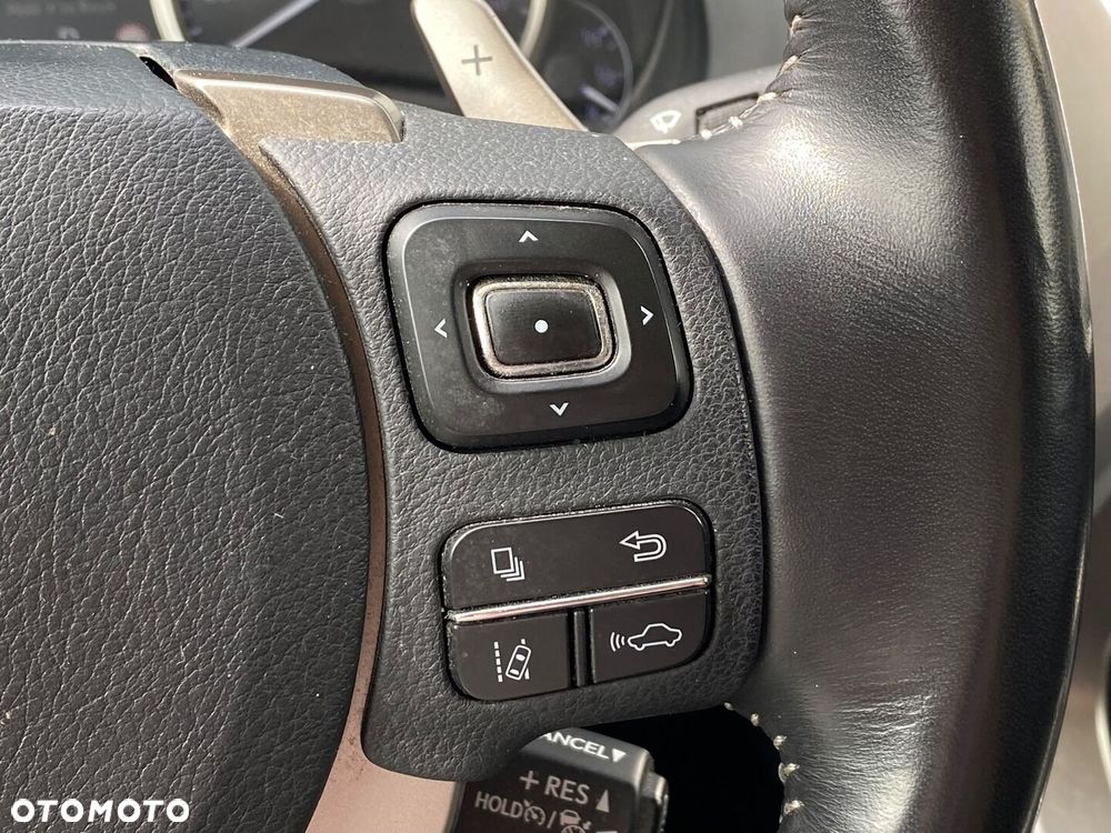 Lexus NX 300h Business Edition AWD - 26