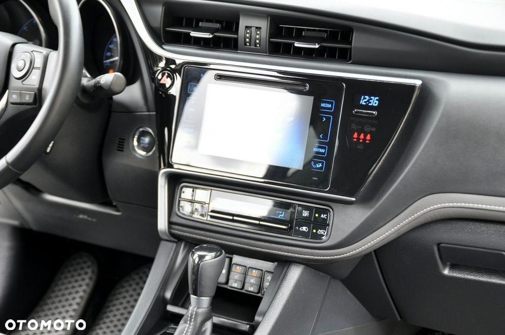 Toyota Auris - 27