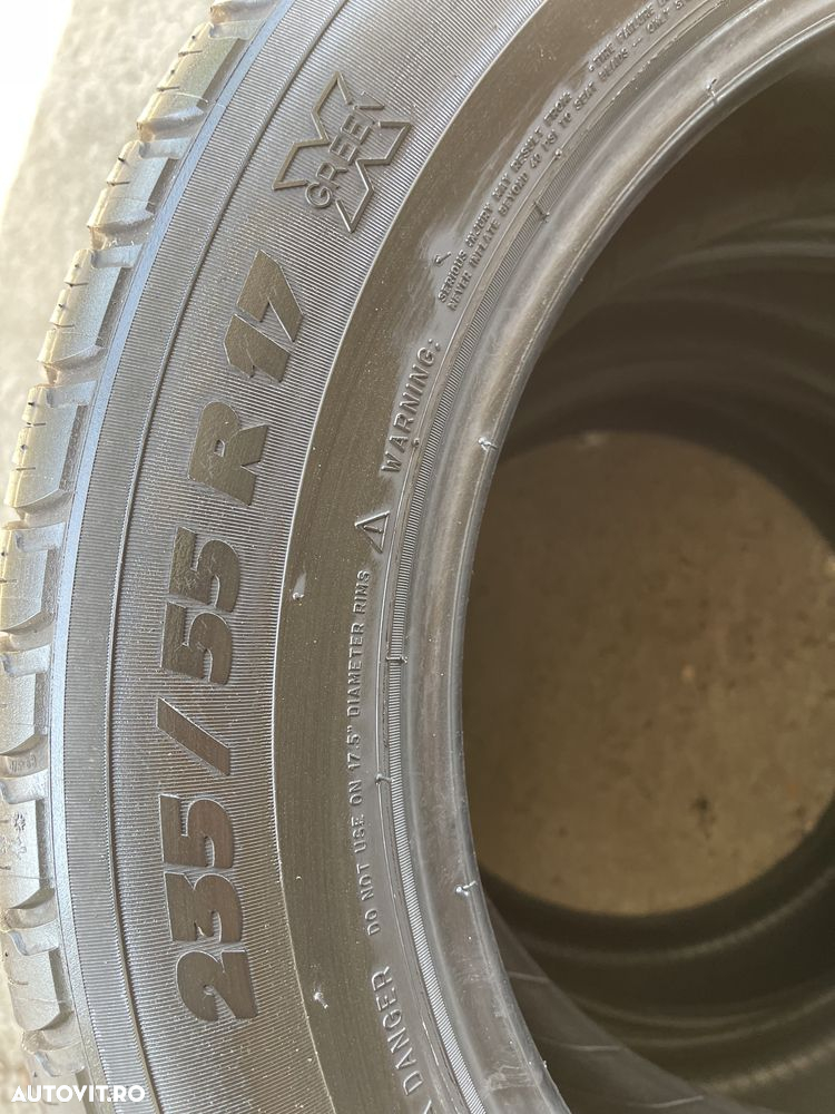 235/55/R17 Michelin Latitude Tour HP M+S - 5