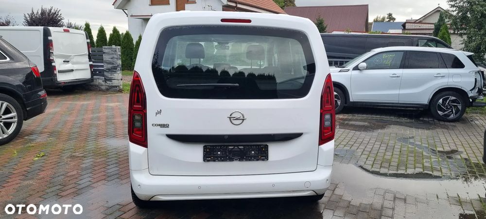 Opel Combo 1.5 D Start/Stop Ultimate - 4