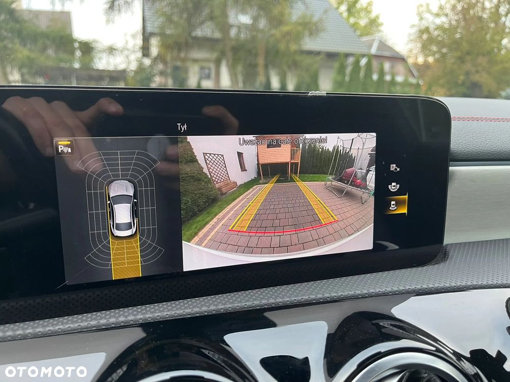 Mercedes-Benz CLA - 25