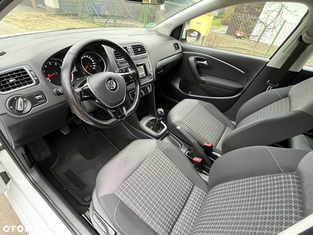 Volkswagen Polo 1.2 TSI Life - 12