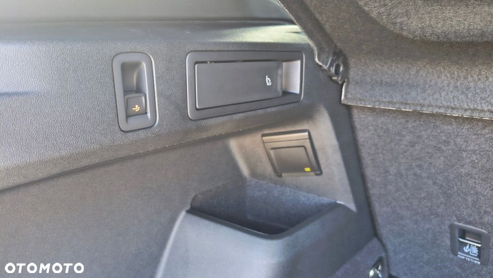 Volkswagen Tiguan - 38