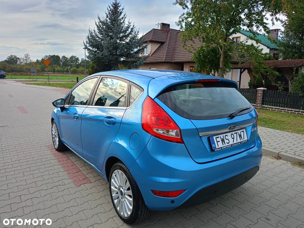 Ford Fiesta - 6