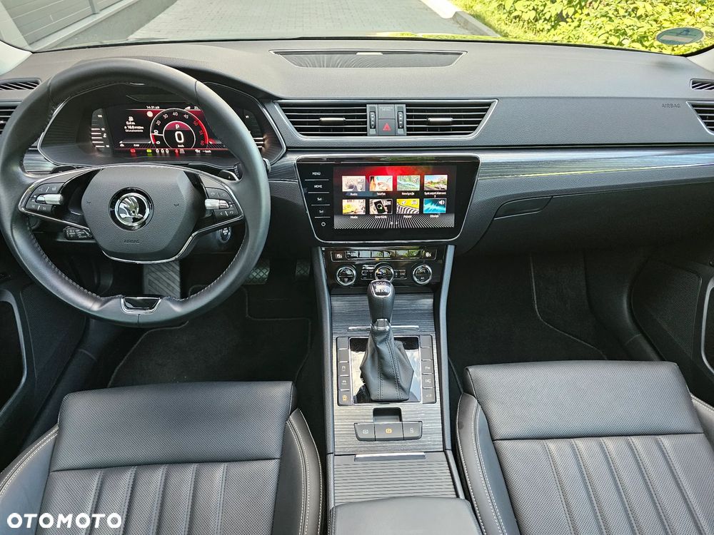 Skoda Superb 2.0 TDI 4x4 DSG L&K - 37