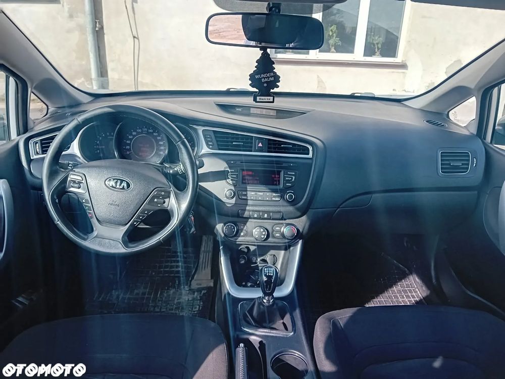 Kia Ceed - 18