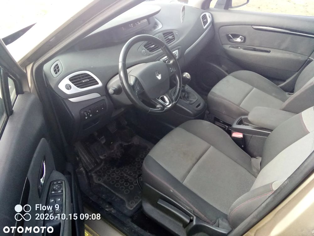 Renault Scenic 2014 photo 5