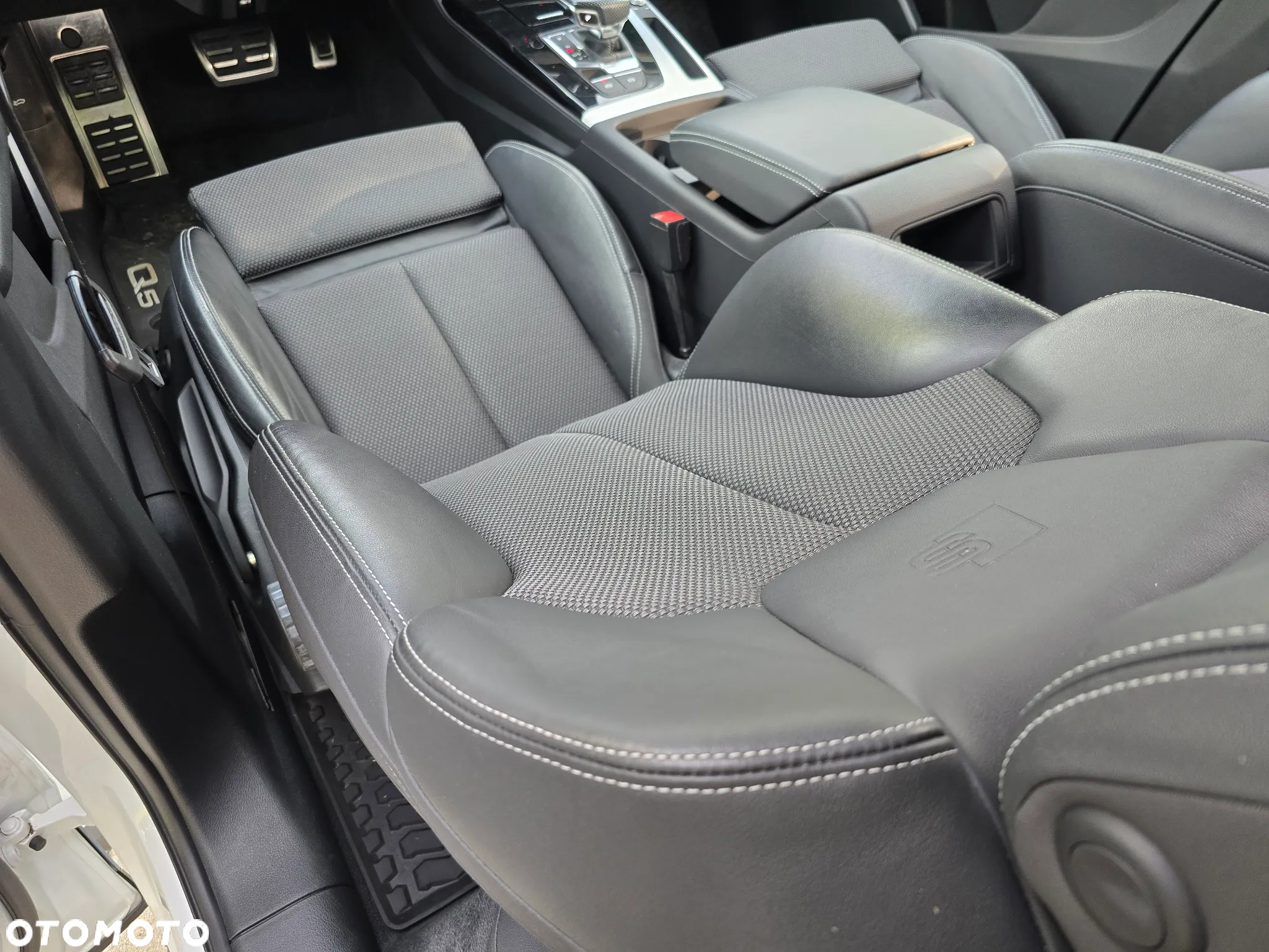 Audi Q5 40 TDI quattro S tronic S line - 35