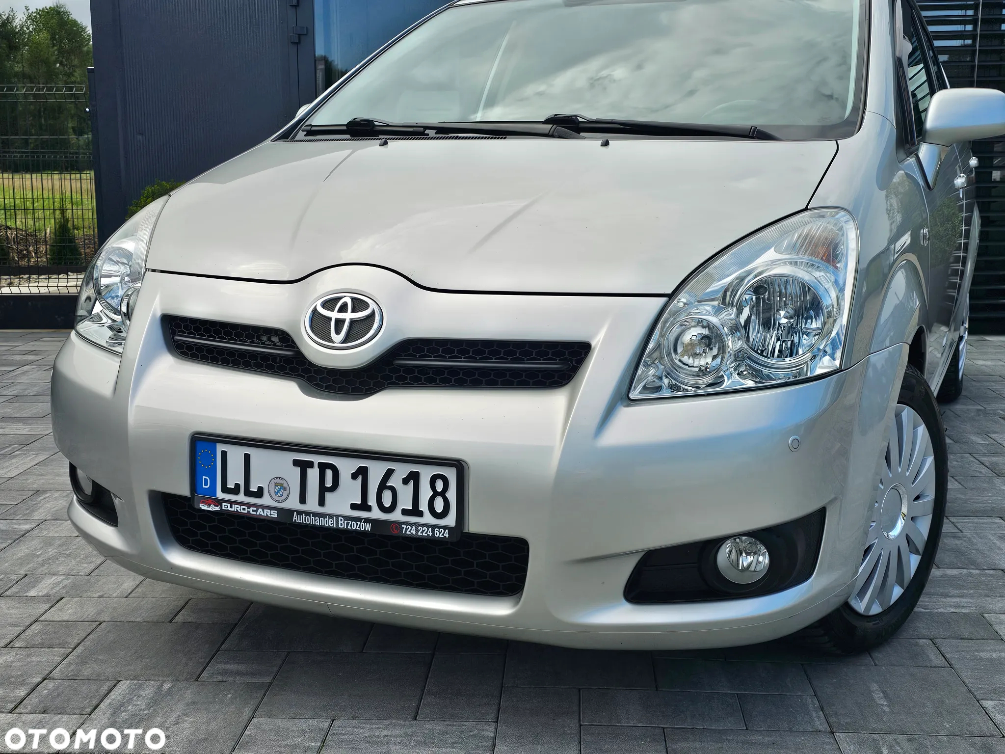 Toyota Corolla Verso 1.8 Sol - 17