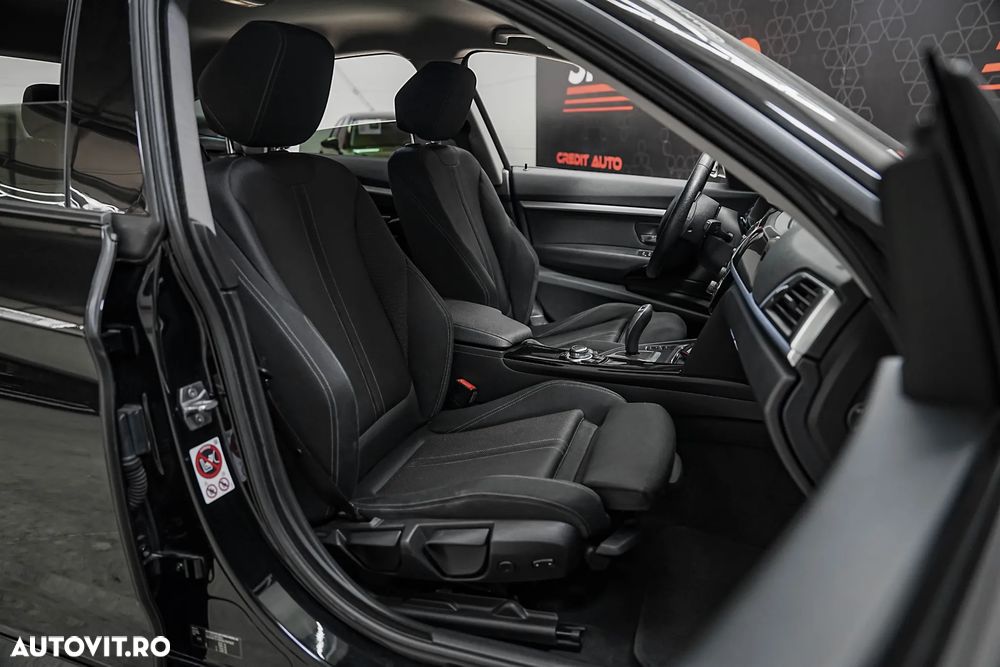 BMW Seria 3 320d xDrive Aut. Sport Line - 7