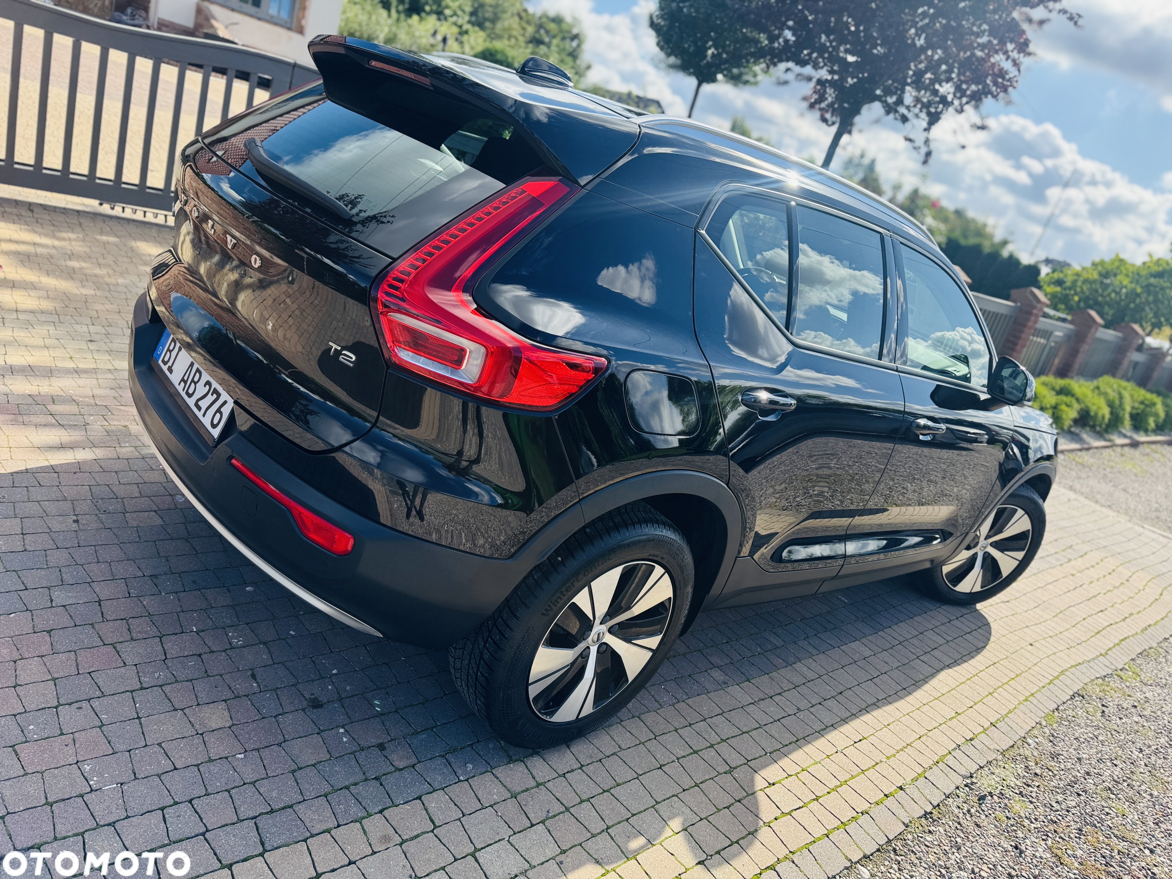 Volvo XC 40 T2 Plus Dark - 25