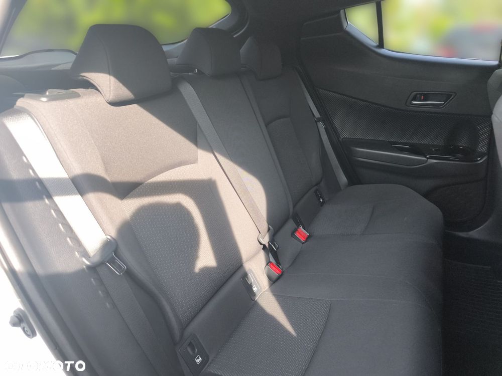 Toyota C-HR 1.2 T GPF Premium - 10