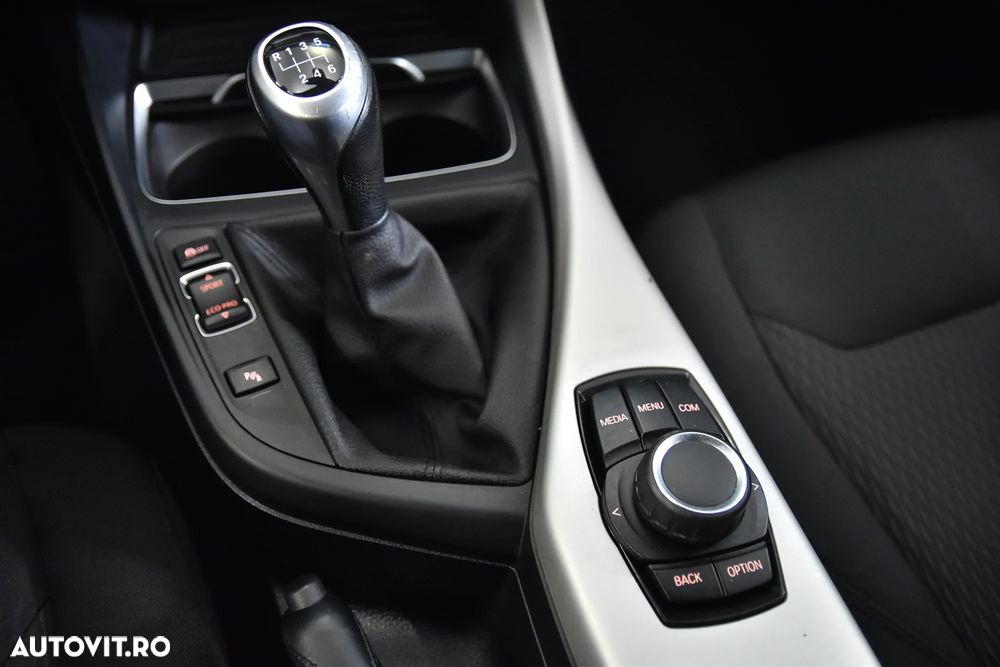 BMW Seria 1 118i - 18