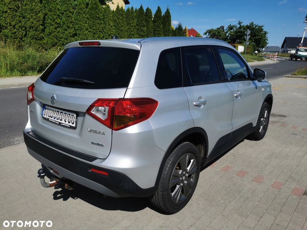 Suzuki Vitara 1.6 DDiS (4x4) Allgrip Comfort - 6