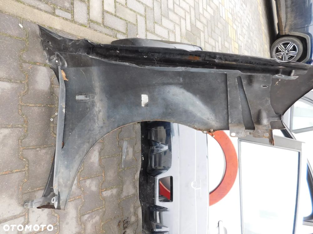 błotnik lewy prawy przód FIAT CROMA II brąz - 23