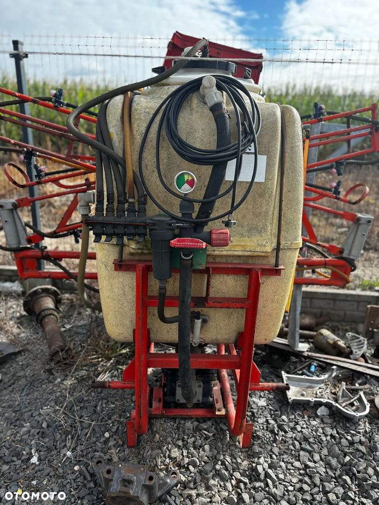 Opryskiwacz 10m szer. 400l - 1