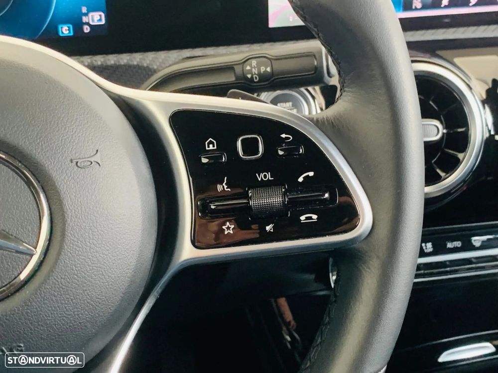 Mercedes-Benz CLA 180 7G-DCT Progressive - 14