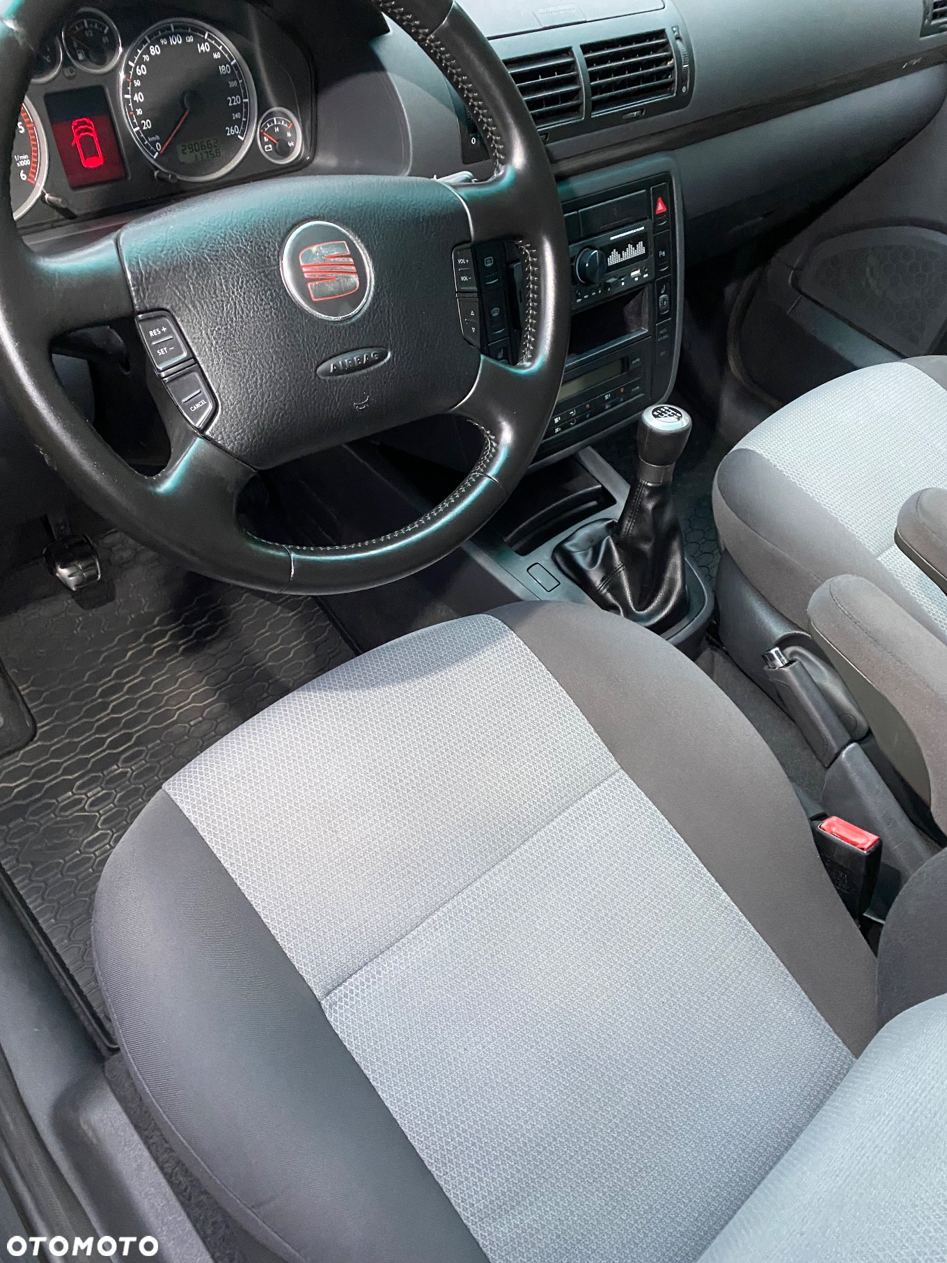 Seat Alhambra 1.9 TDI Signo - 15