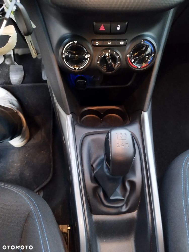 Peugeot 2008 - 11