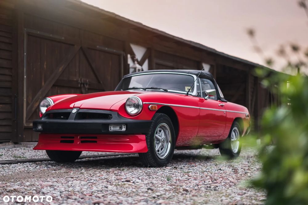 MG MGB - 17
