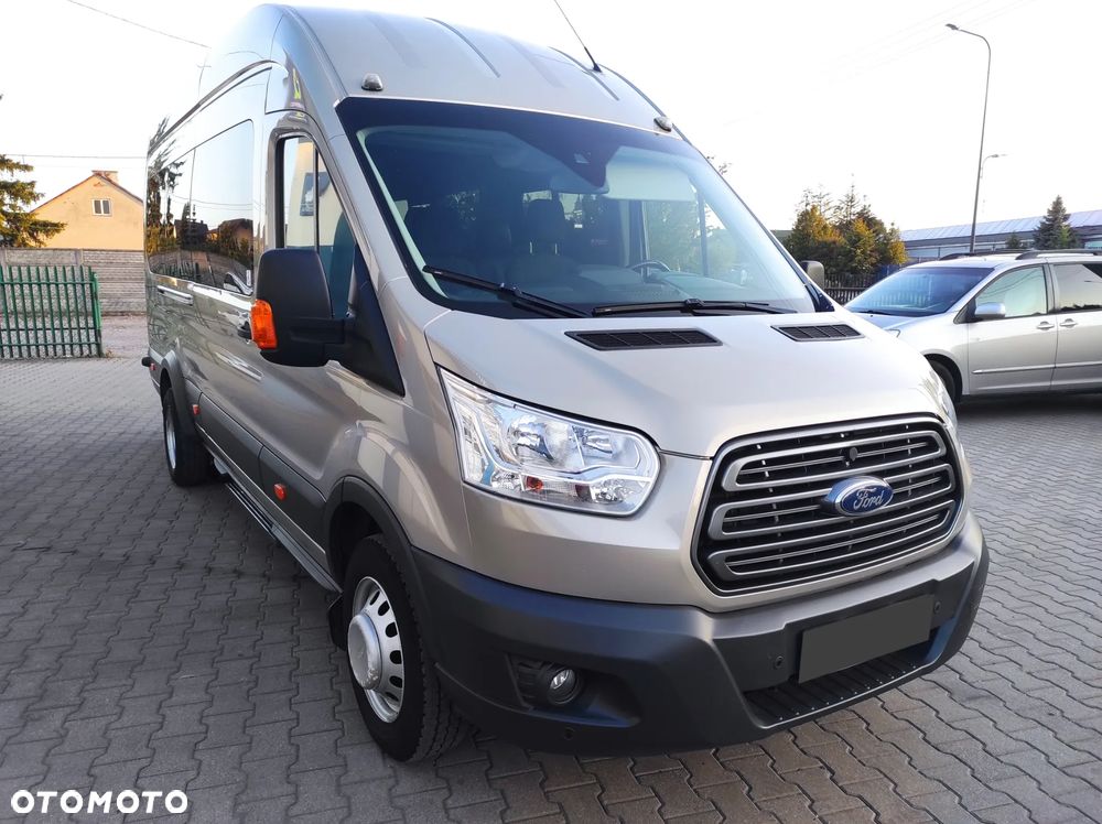 Ford Transit Autobus 18 osób 2.2 TDCI 155 KM 2017 r - 12