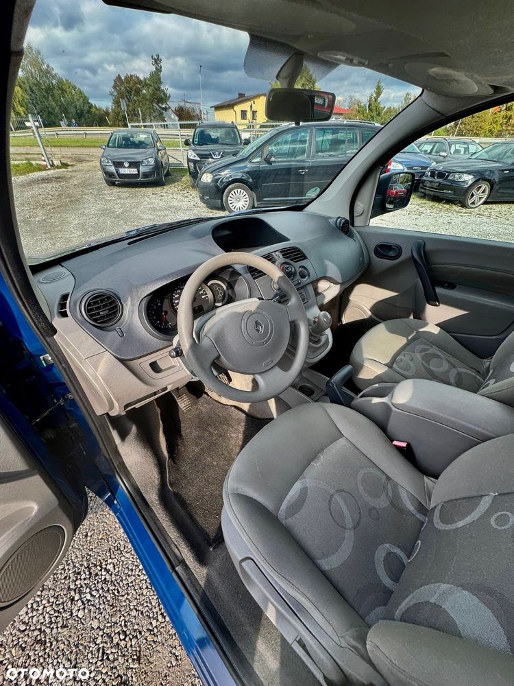 Renault Kangoo 1.6 8V Happy Family - 9