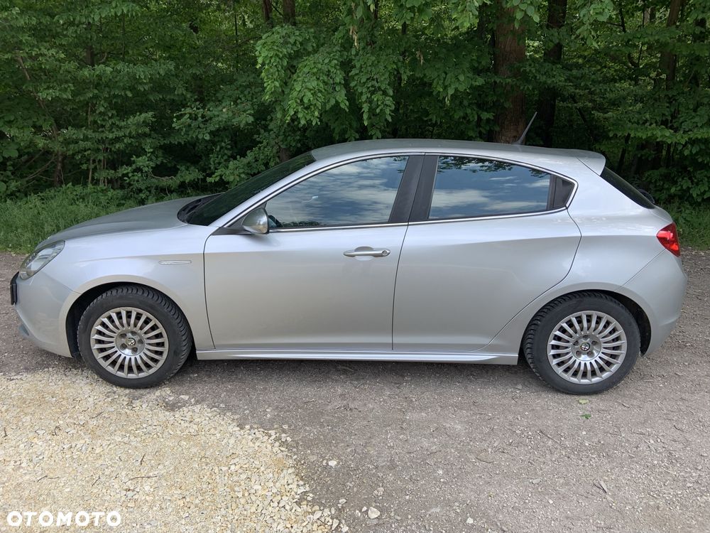 Alfa Romeo Giulietta - 1
