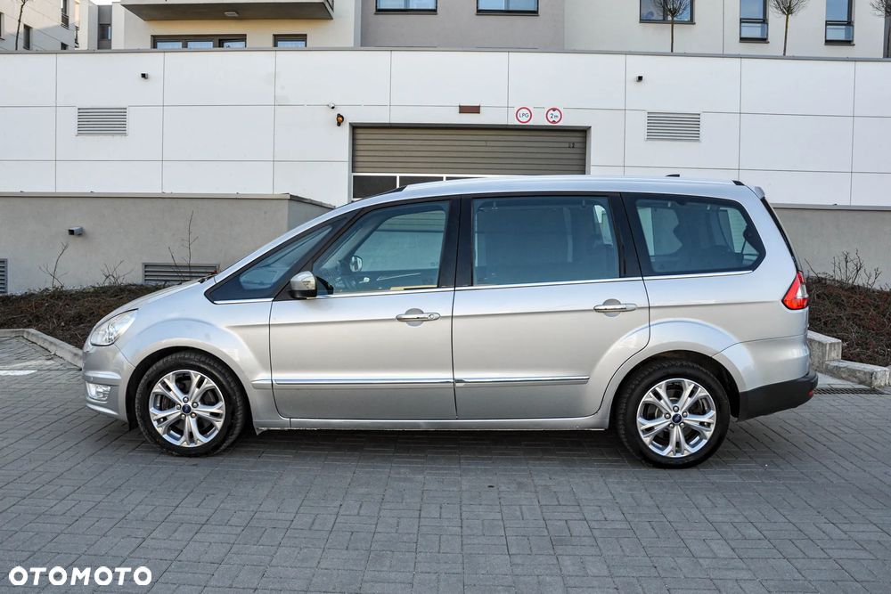 Ford Galaxy - 2
