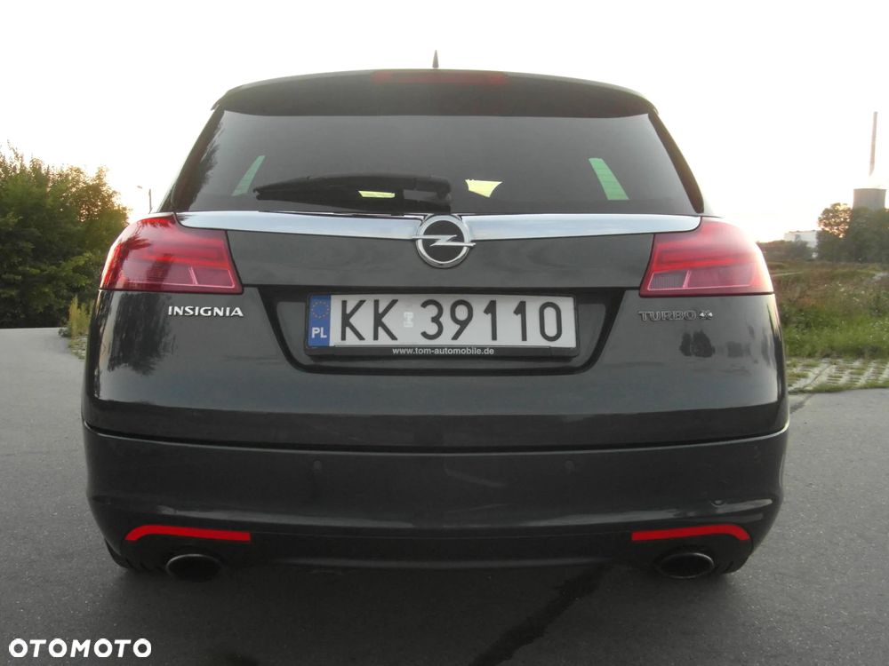 Opel Insignia 2.0 T Cosmo 4x4 - 6