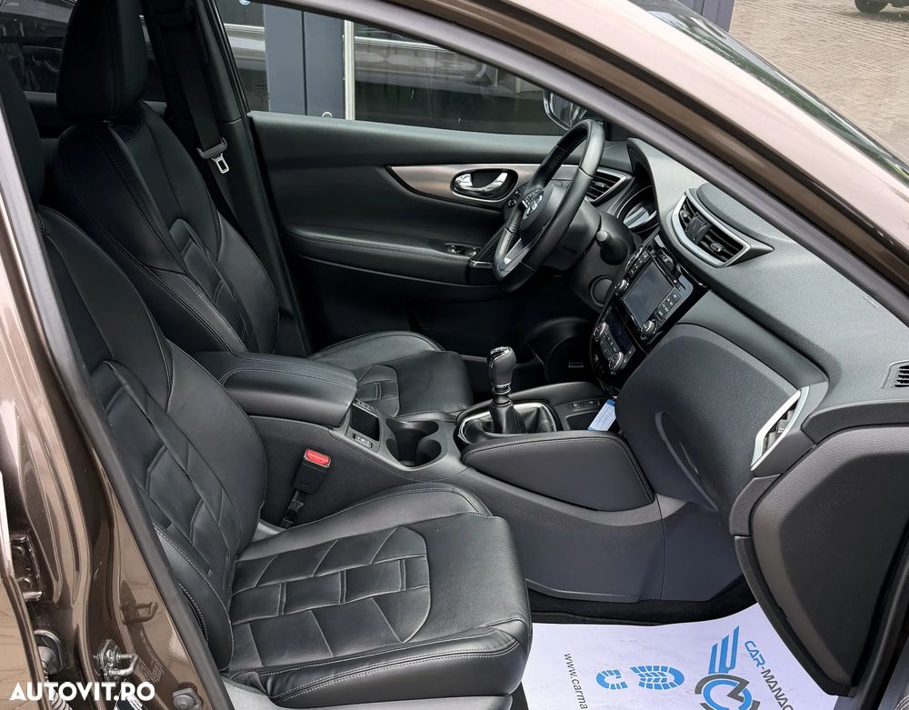 Nissan Qashqai 1.6 DCI ALL-MODE 4x4i TEKNA+ - 9