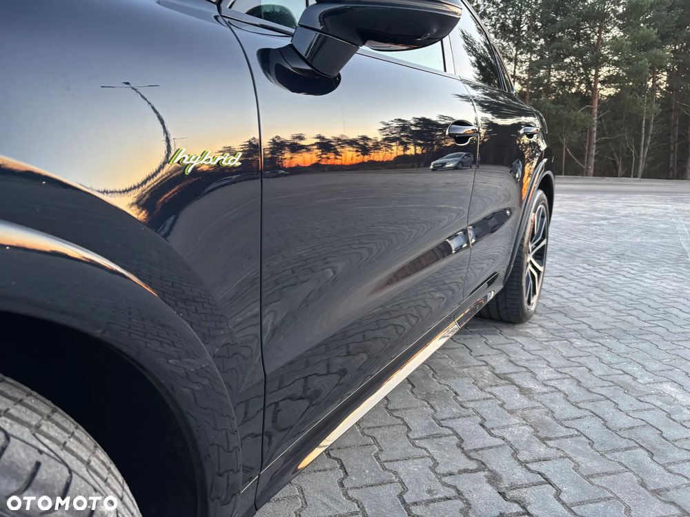 Porsche Cayenne Platinum Edition - 22