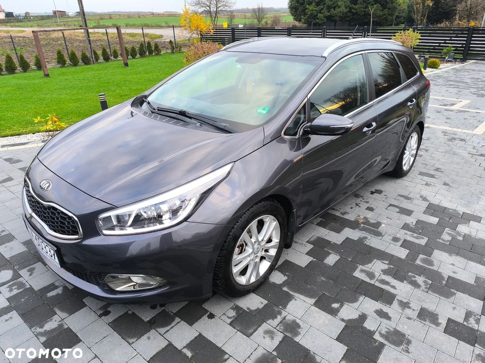 Kia Ceed 1.6 GDI Vision - 12