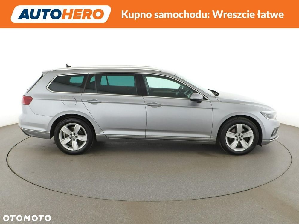 Volkswagen Passat Variant 2.0 TDI 4Mot Elegance DSG - 10