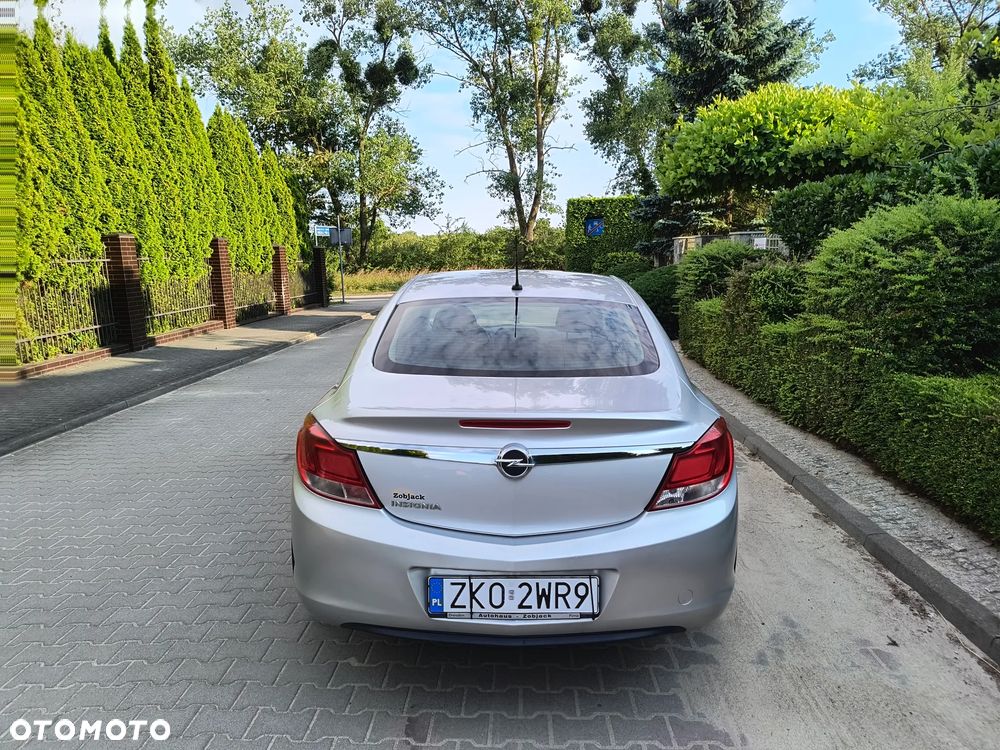 Opel Insignia - 13