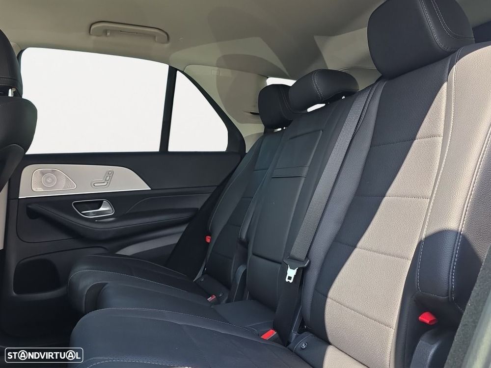 Mercedes-Benz GLE 300 d 4Matic - 14