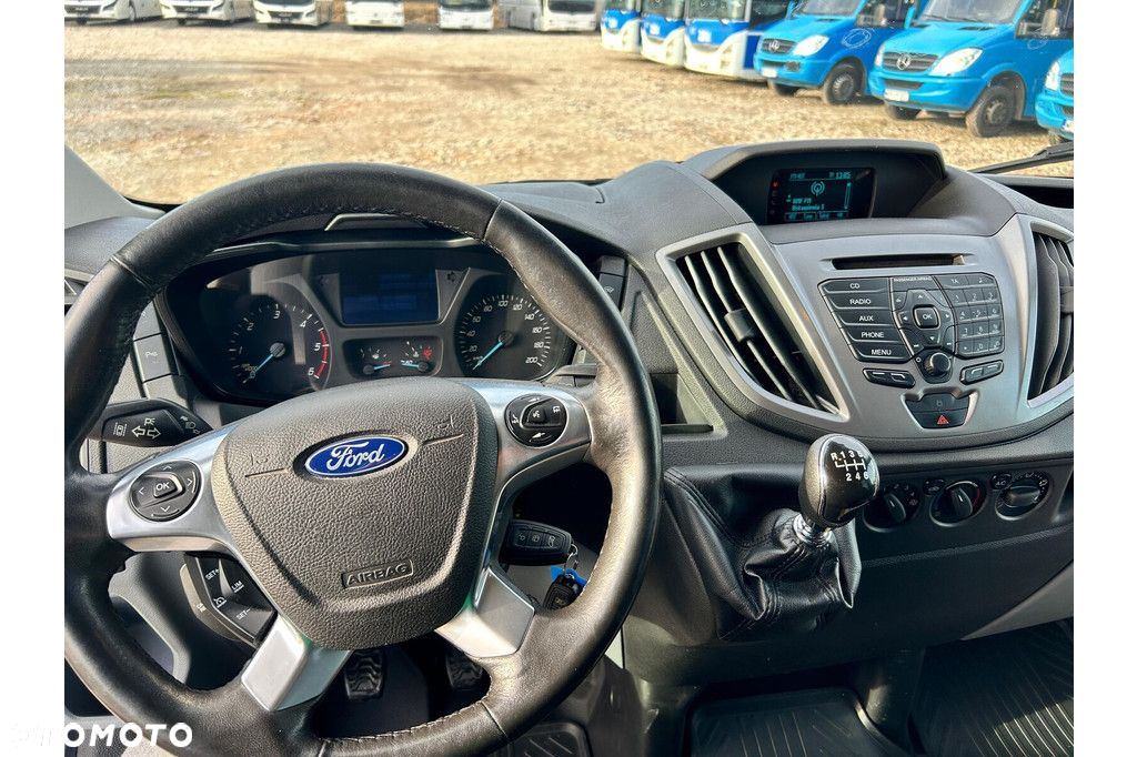 Ford Transit - 9