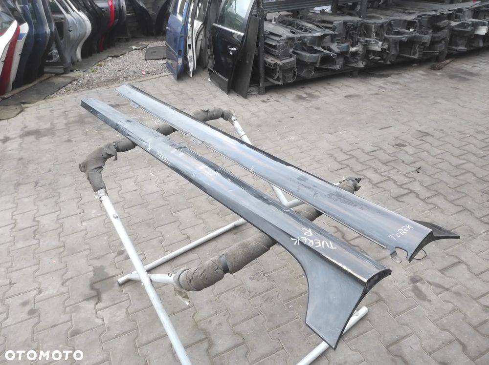PRÓG PROGI NAKŁADKI LISTWY VW GOLF 5 3 DRZWI 1K3 R32 GTI KOMPLET 1K3853859D 1K3853860D CZARNE LAKIEROWANE WYSYŁKA !!!! - 1