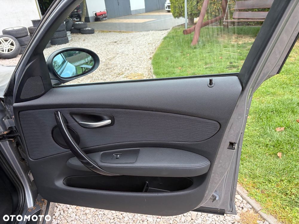 BMW Seria 1 - 35