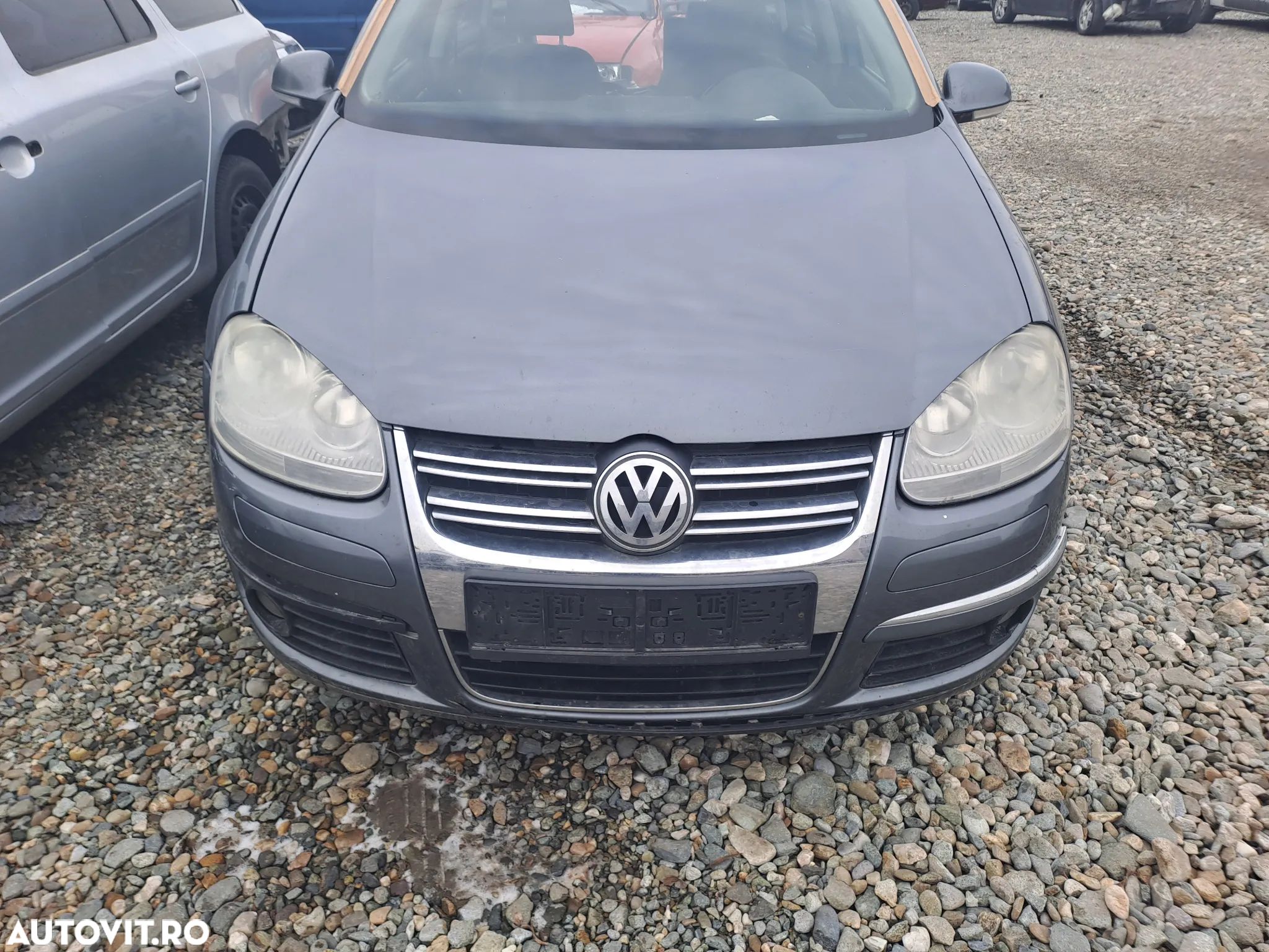 Dezmembram Volkswagen Golf V Break 2008 - 1