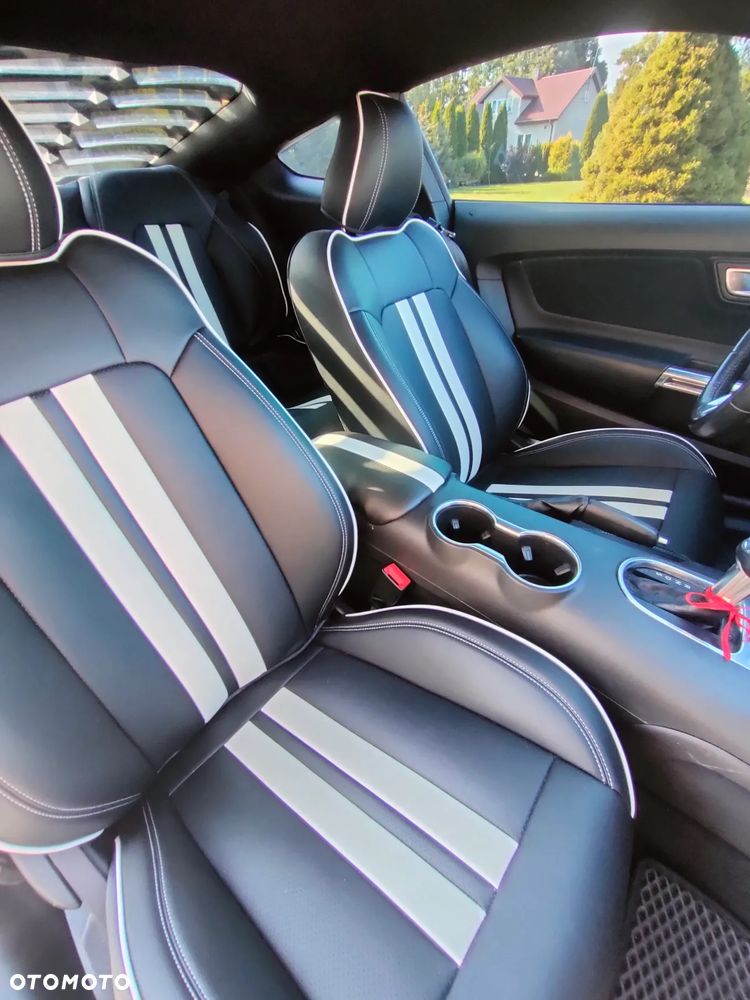 Ford Mustang 5.0 V8 GT - 15