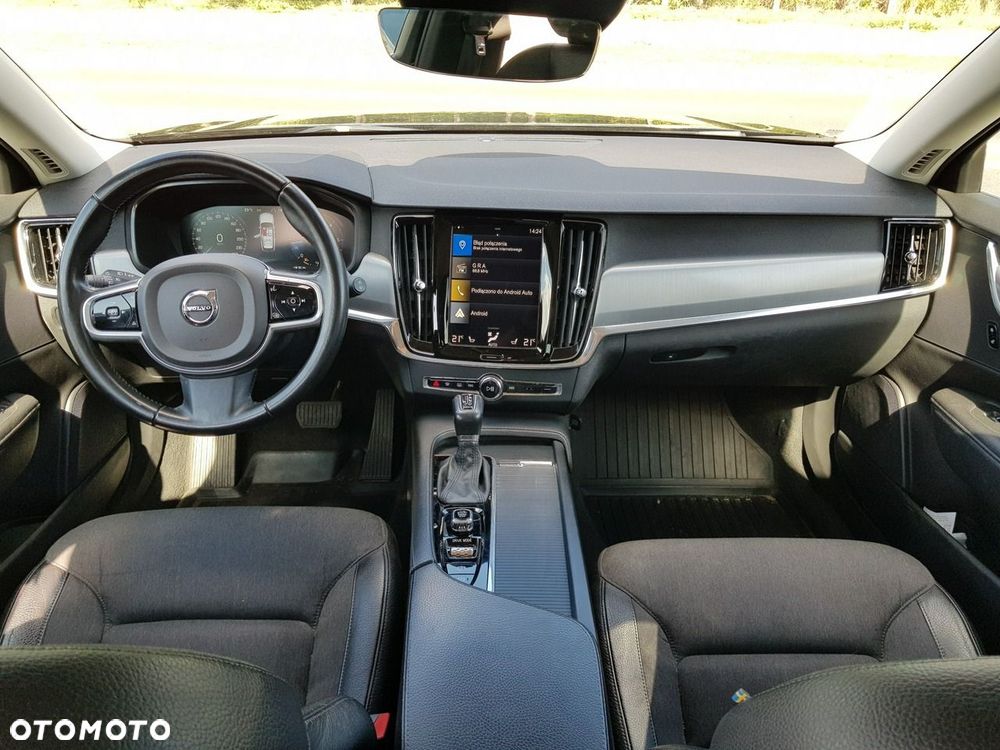 Volvo V90 D4 Momentum - 12