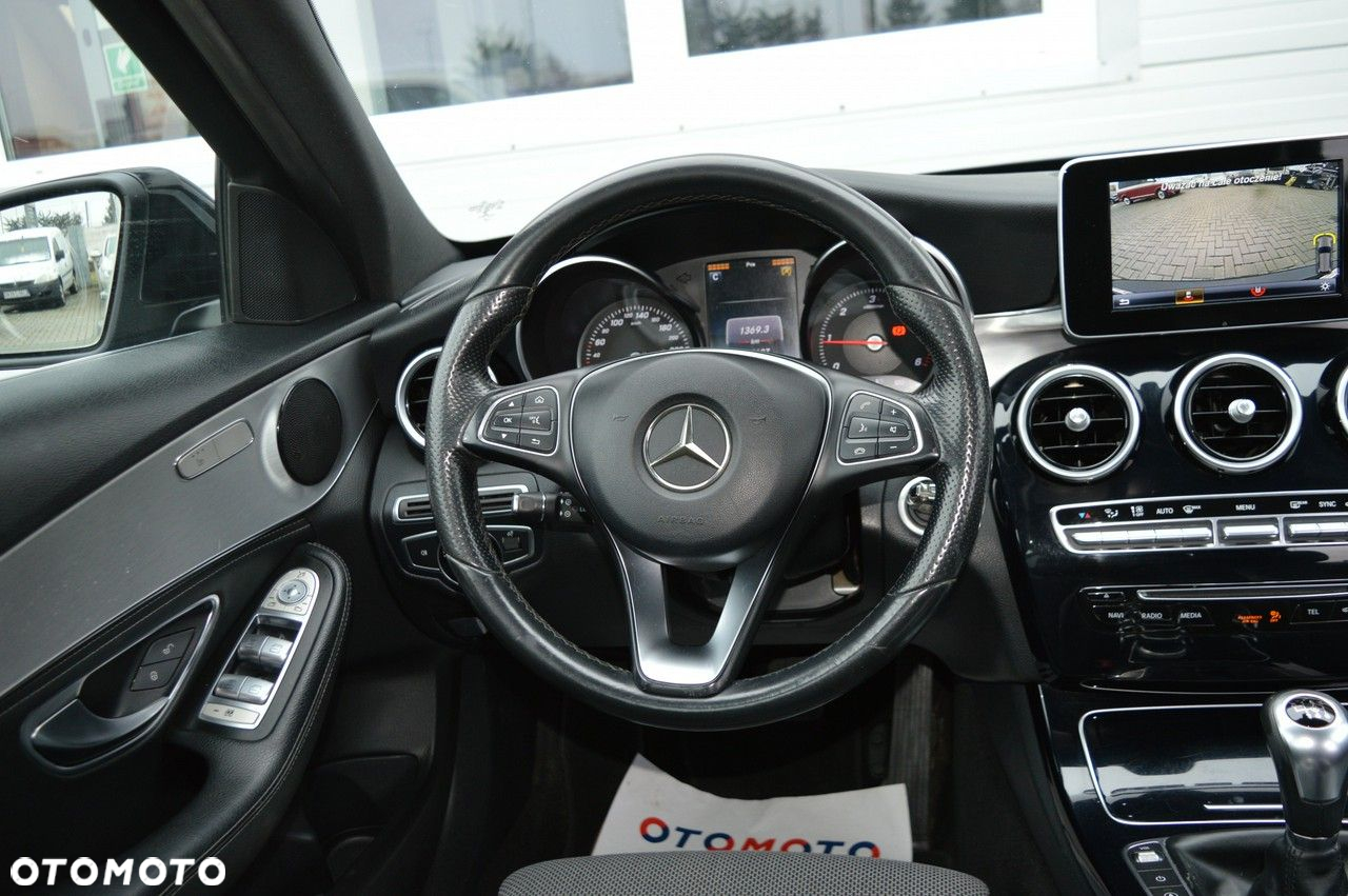 Mercedes-Benz Klasa C 200 (BlueTEC) d T Exclusive - 17