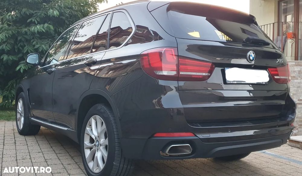 BMW X5 xDrive40d - 11