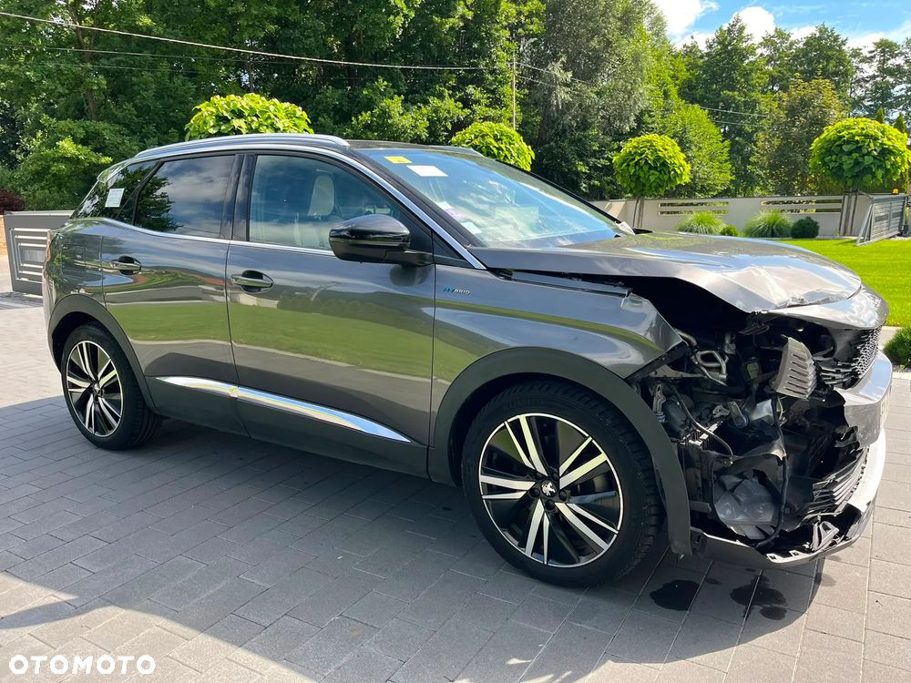 Peugeot 3008 225 e-EAT8 GT - 10